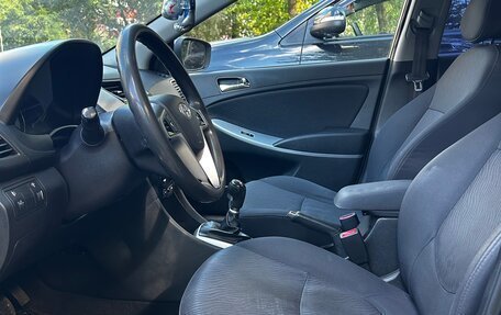 Hyundai Solaris II рестайлинг, 2013 год, 580 000 рублей, 10 фотография