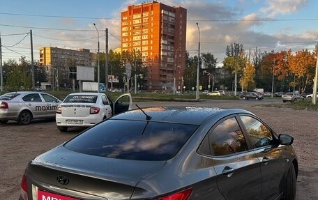 Hyundai Solaris II рестайлинг, 2013 год, 580 000 рублей, 8 фотография