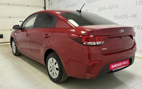 KIA Rio IV, 2018 год, 1 000 000 рублей, 6 фотография
