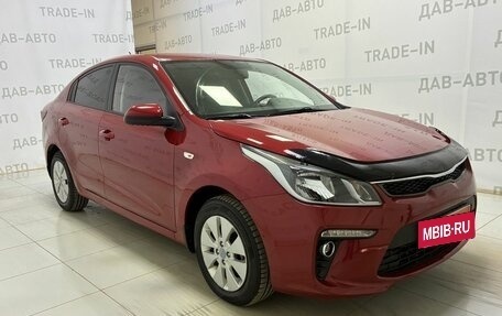 KIA Rio IV, 2018 год, 1 000 000 рублей, 3 фотография