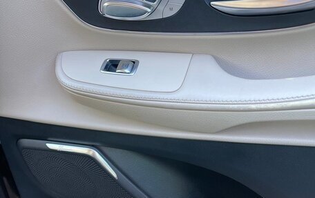 Mercedes-Benz V-Класс, 2016 год, 5 100 000 рублей, 10 фотография