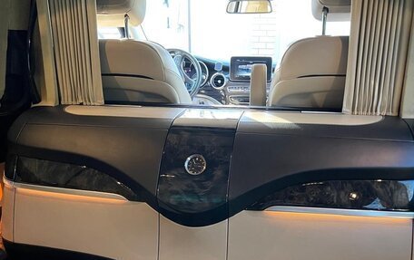 Mercedes-Benz V-Класс, 2016 год, 5 100 000 рублей, 13 фотография