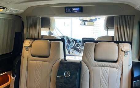 Mercedes-Benz V-Класс, 2016 год, 5 100 000 рублей, 16 фотография