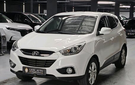 Hyundai ix35 I рестайлинг, 2013 год, 1 490 000 рублей, 2 фотография