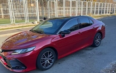 Toyota Camry, 2021 год, 3 300 000 рублей, 1 фотография