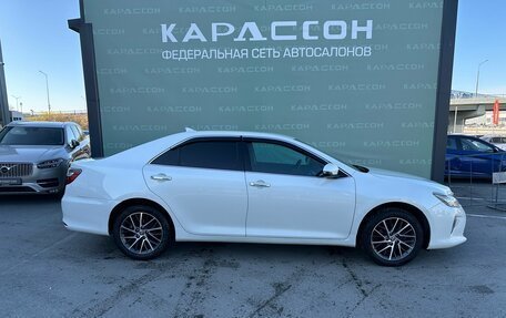 Toyota Camry, 2017 год, 2 180 000 рублей, 4 фотография