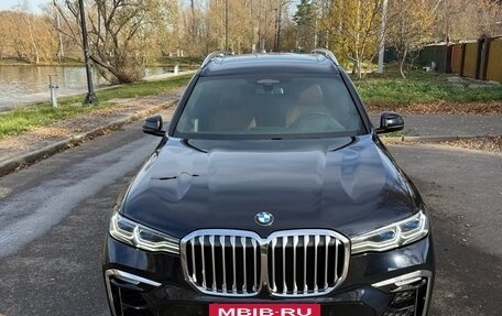 BMW X7, 2021 год, 8 900 000 рублей, 2 фотография
