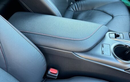 Toyota Camry, 2021 год, 3 300 000 рублей, 15 фотография