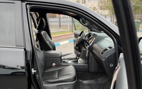 Toyota Land Cruiser Prado 150 рестайлинг, 2020 год, 6 200 000 рублей, 16 фотография