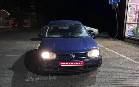 Volkswagen Golf IV, 2001 год, 195 000 рублей, 2 фотография