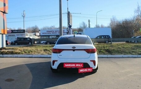 KIA Rio IV, 2018 год, 1 579 000 рублей, 6 фотография