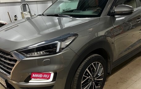 Hyundai Tucson III, 2019 год, 2 300 000 рублей, 2 фотография
