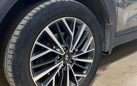Hyundai Tucson III, 2019 год, 2 300 000 рублей, 24 фотография