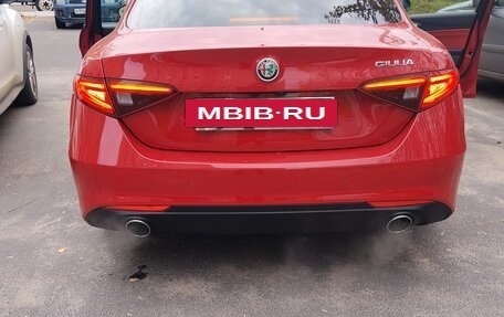 Alfa Romeo Giulia II, 2021 год, 2 800 000 рублей, 11 фотография