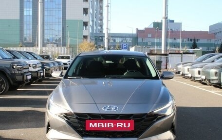 Hyundai Elantra, 2021 год, 1 960 000 рублей, 2 фотография