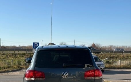 Volkswagen Touareg III, 2006 год, 910 000 рублей, 7 фотография
