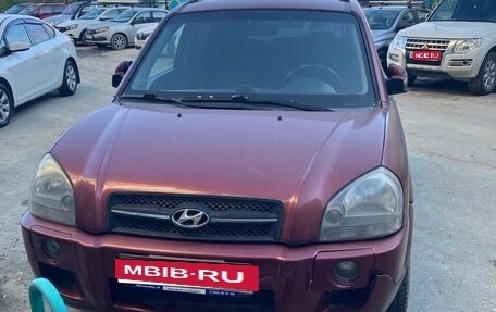 Hyundai Tucson III, 2007 год, 650 000 рублей, 1 фотография