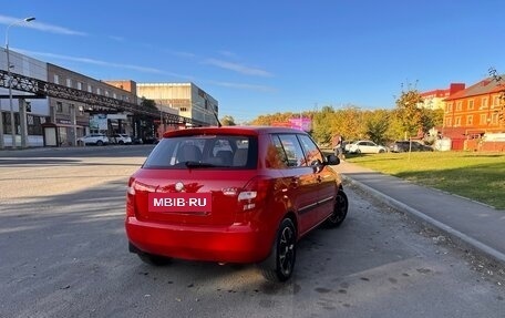 Skoda Fabia II, 2009 год, 550 000 рублей, 3 фотография