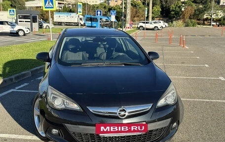 Opel Astra J, 2013 год, 1 300 000 рублей, 2 фотография