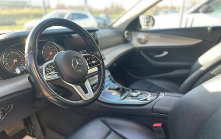 Mercedes-Benz E-Класс, 2018 год, 2 590 000 рублей, 14 фотография