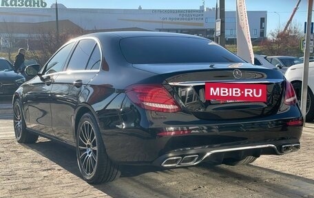 Mercedes-Benz E-Класс, 2018 год, 2 590 000 рублей, 7 фотография