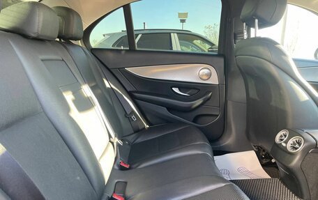 Mercedes-Benz E-Класс, 2018 год, 2 590 000 рублей, 27 фотография