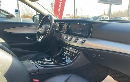 Mercedes-Benz E-Класс, 2018 год, 2 590 000 рублей, 24 фотография