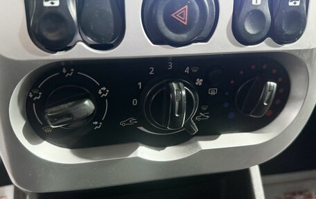 Renault Logan I, 2012 год, 299 000 рублей, 11 фотография