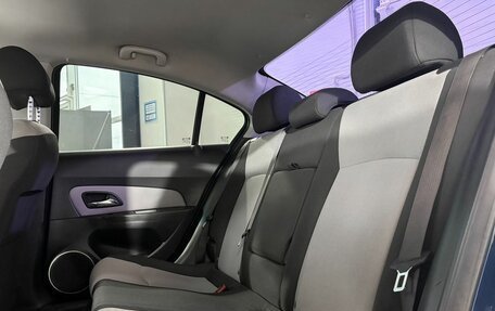 Chevrolet Cruze II, 2011 год, 599 000 рублей, 10 фотография