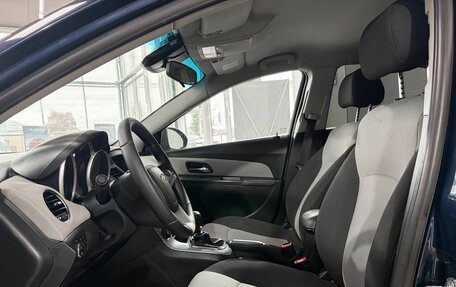 Chevrolet Cruze II, 2011 год, 599 000 рублей, 9 фотография