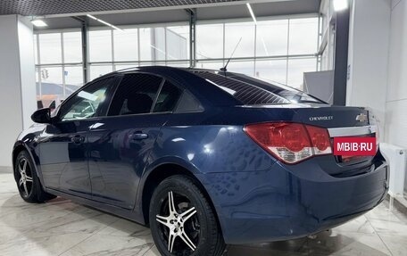 Chevrolet Cruze II, 2011 год, 599 000 рублей, 4 фотография