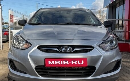 Hyundai Solaris II рестайлинг, 2013 год, 749 000 рублей, 2 фотография