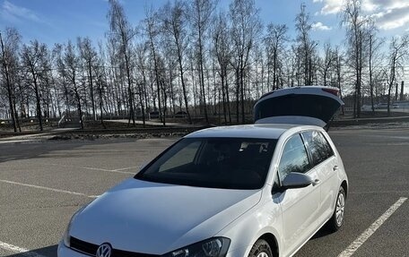 Volkswagen Golf VII рестайлинг, 2013 год, 750 000 рублей, 2 фотография