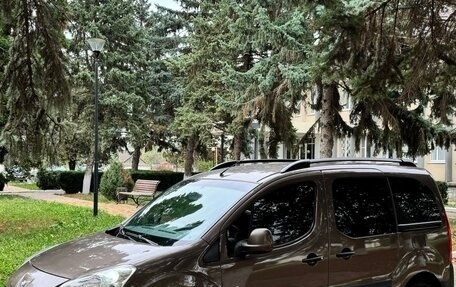 Peugeot Partner II рестайлинг 2, 2012 год, 650 000 рублей, 1 фотография