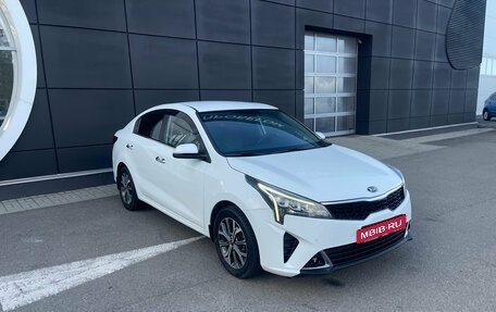 KIA Rio IV, 2020 год, 1 635 000 рублей, 3 фотография
