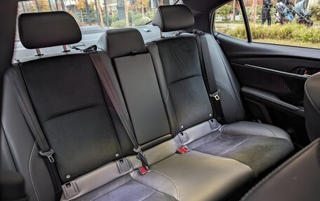 Toyota Camry, 2026 год, 4 050 000 рублей, 18 фотография