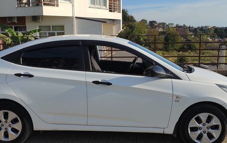 Hyundai Solaris II рестайлинг, 2014 год, 750 000 рублей, 5 фотография