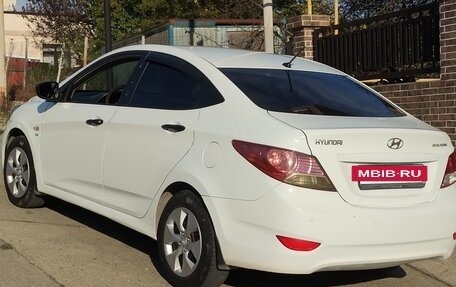 Hyundai Solaris II рестайлинг, 2014 год, 750 000 рублей, 4 фотография