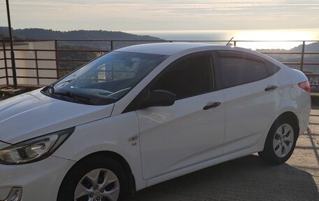 Hyundai Solaris II рестайлинг, 2014 год, 750 000 рублей, 11 фотография