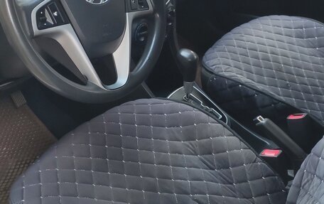 Hyundai Solaris II рестайлинг, 2014 год, 750 000 рублей, 20 фотография