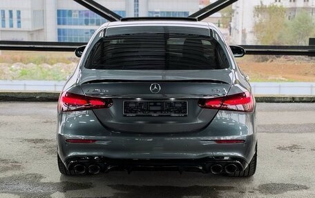 Mercedes-Benz E-Класс, 2020 год, 4 600 000 рублей, 4 фотография