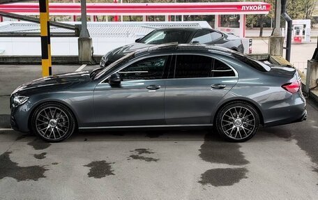 Mercedes-Benz E-Класс, 2020 год, 4 600 000 рублей, 5 фотография