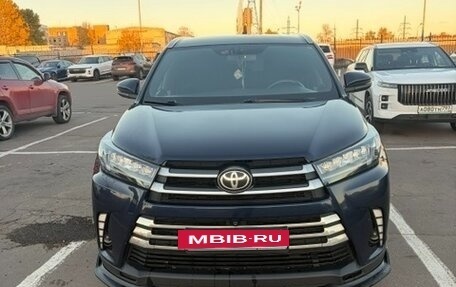Toyota Highlander III, 2014 год, 3 000 250 рублей, 9 фотография