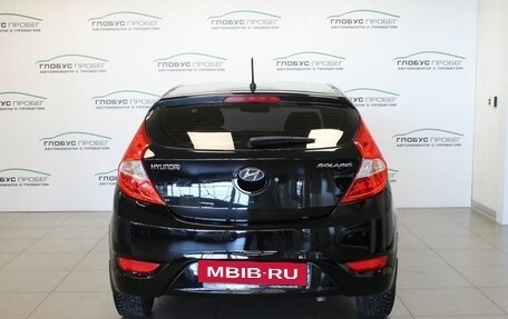 Hyundai Solaris II рестайлинг, 2011 год, 820 000 рублей, 6 фотография