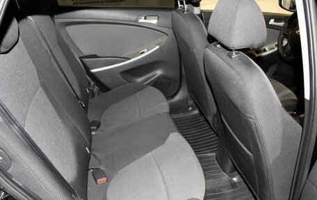 Hyundai Solaris II рестайлинг, 2011 год, 820 000 рублей, 21 фотография