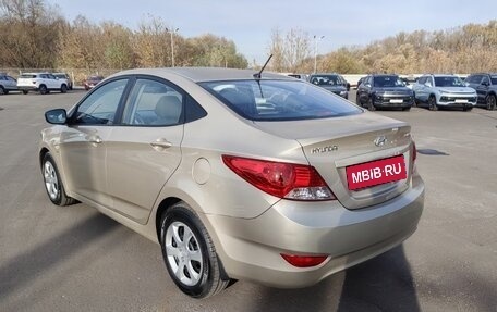 Hyundai Solaris II рестайлинг, 2011 год, 880 000 рублей, 7 фотография