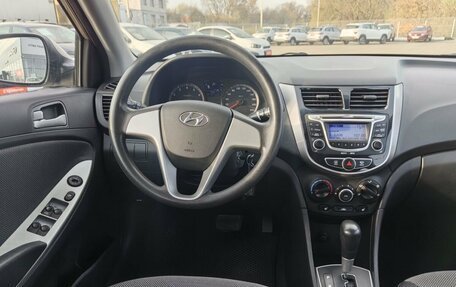 Hyundai Solaris II рестайлинг, 2011 год, 880 000 рублей, 11 фотография