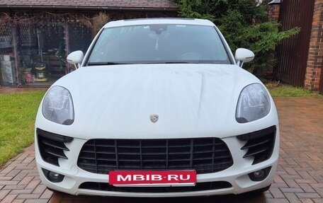 Porsche Macan I рестайлинг, 2017 год, 3 900 000 рублей, 2 фотография