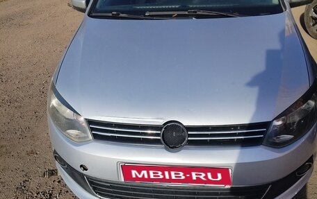 Volkswagen Polo VI (EU Market), 2012 год, 340 000 рублей, 1 фотография