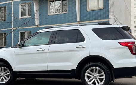 Ford Explorer V рестайлинг, 2013 год, 1 375 000 рублей, 6 фотография